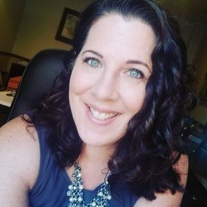 Meet your Posher, Christine